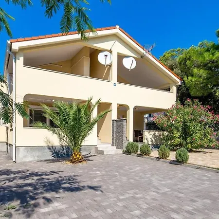 Rona Goran Apartamento *
