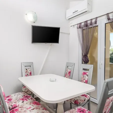 Apartamento Rona Goran Šimuni