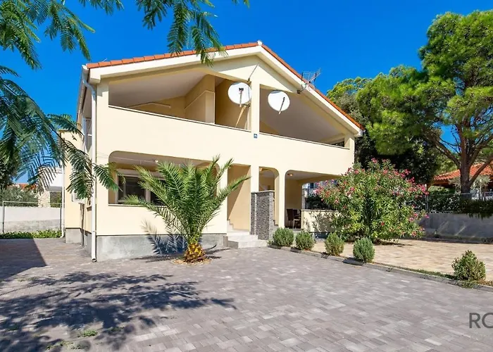 Rona Goran Apartment *