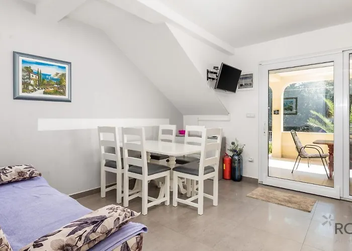 Apartment Rona Goran *