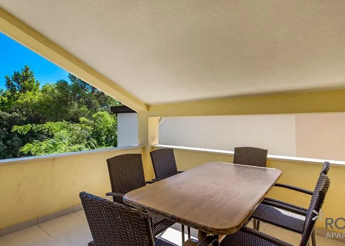 Rona Goran Apartment *